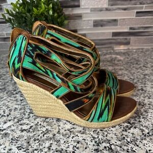 Cynthia Vincent | Women's Gorgeous Strappy Espadrille Wedge Size 7.5